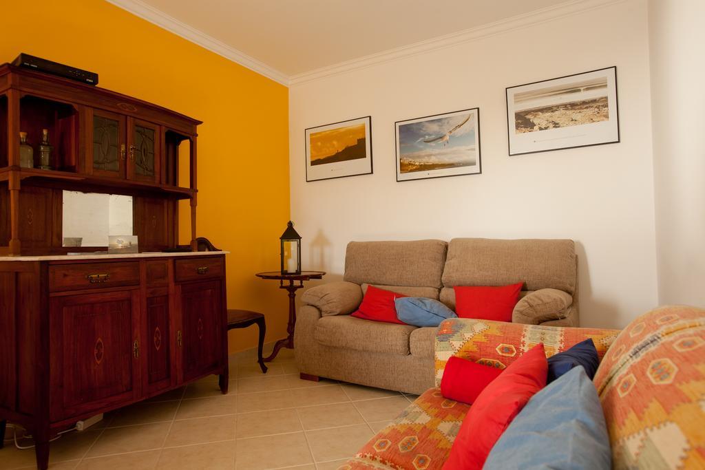 Ericeira Chill Hill Hostel & Private Rooms - Sea Food Extérieur photo