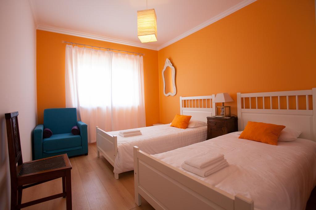 Ericeira Chill Hill Hostel & Private Rooms - Sea Food Chambre photo