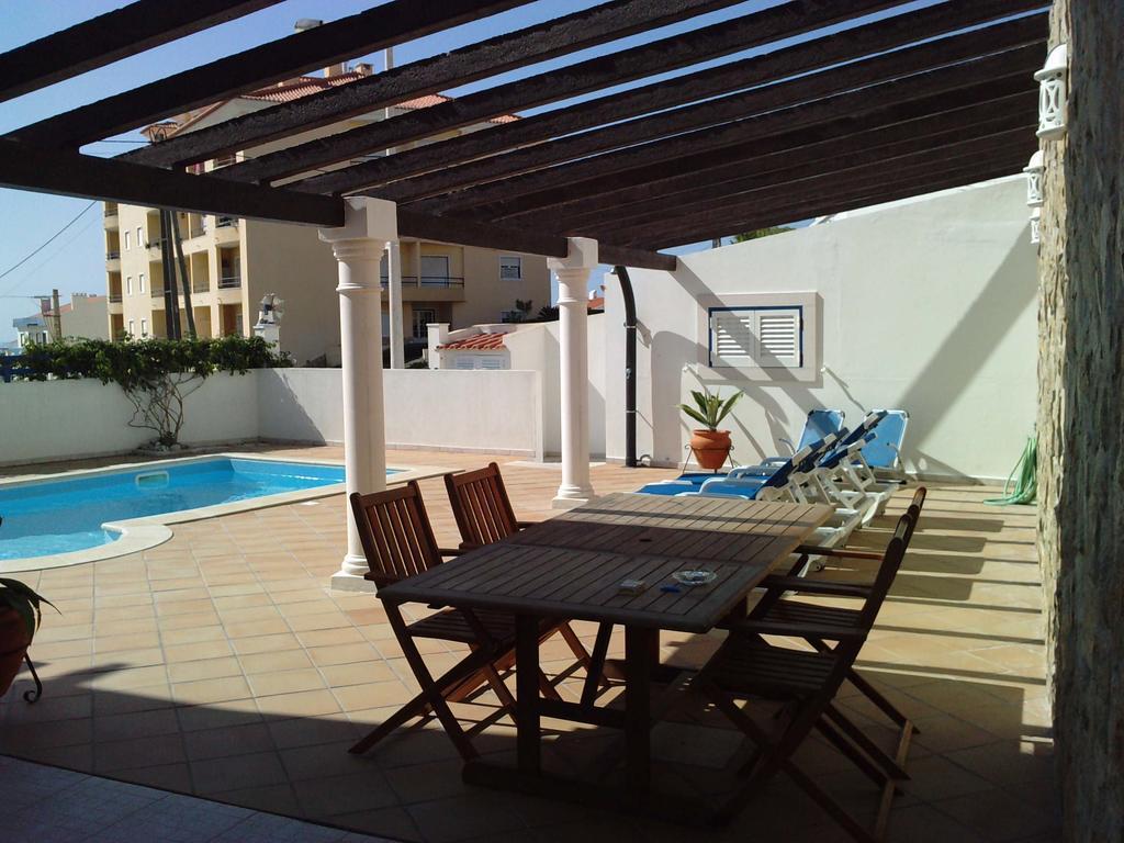 Ericeira Chill Hill Hostel & Private Rooms - Sea Food Extérieur photo