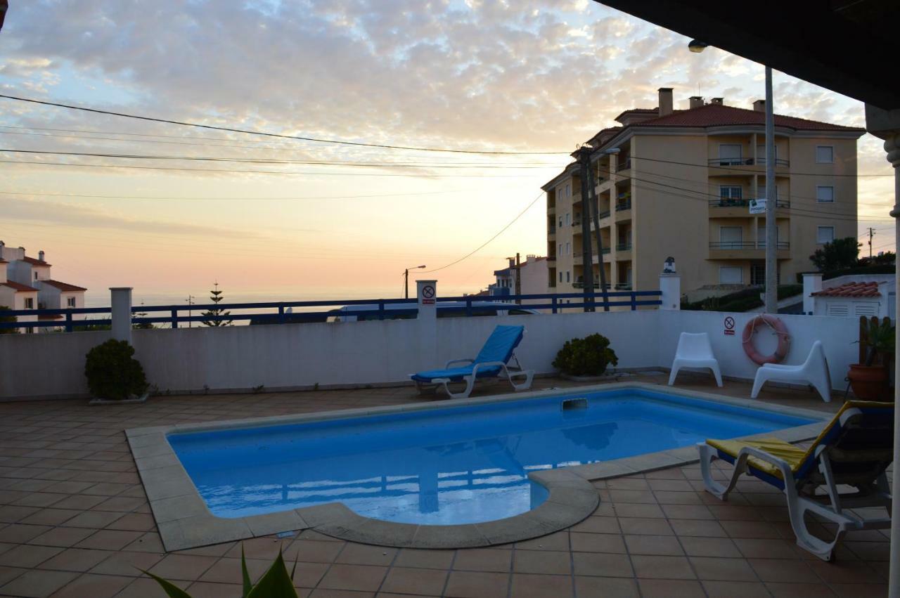 Ericeira Chill Hill Hostel & Private Rooms - Sea Food Extérieur photo